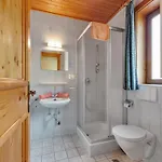 Spacious Near Area In * Mittersill
