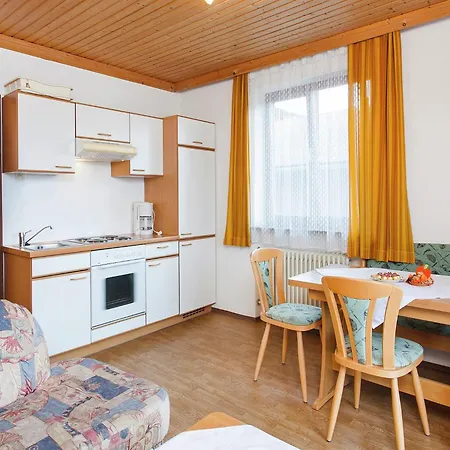 Spacious Near Area In Mittersill