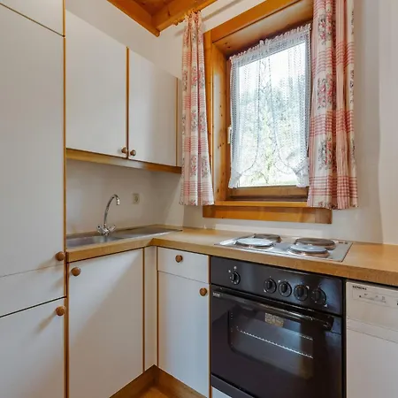 Spacious Near Area In Apartmán *