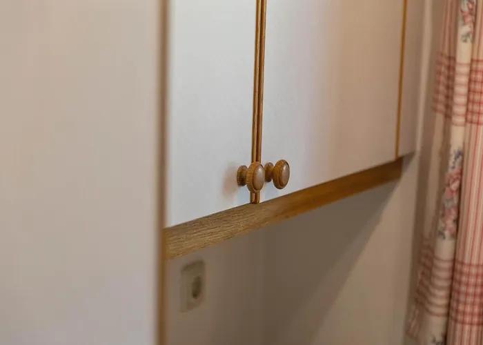 Spacious Near Area In