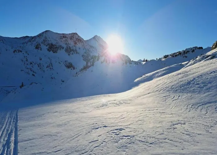 Spacious Near Area In شقة ميترسل